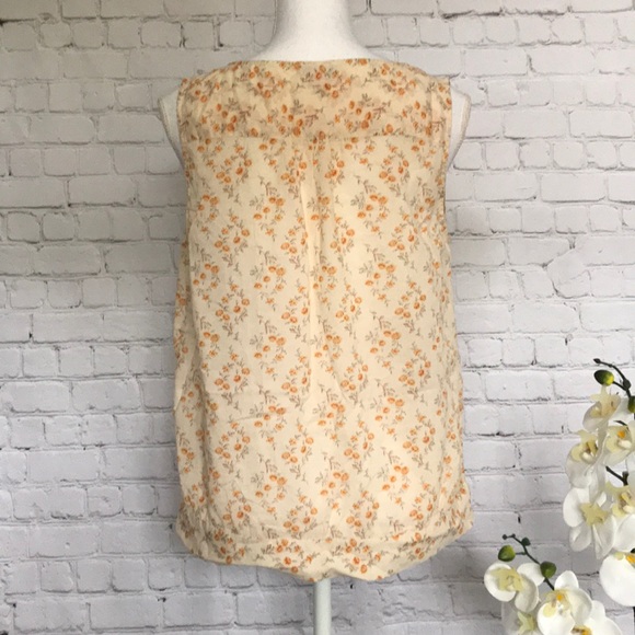 Vince Camuto Sleeveless blouse - Picture 7 of 8